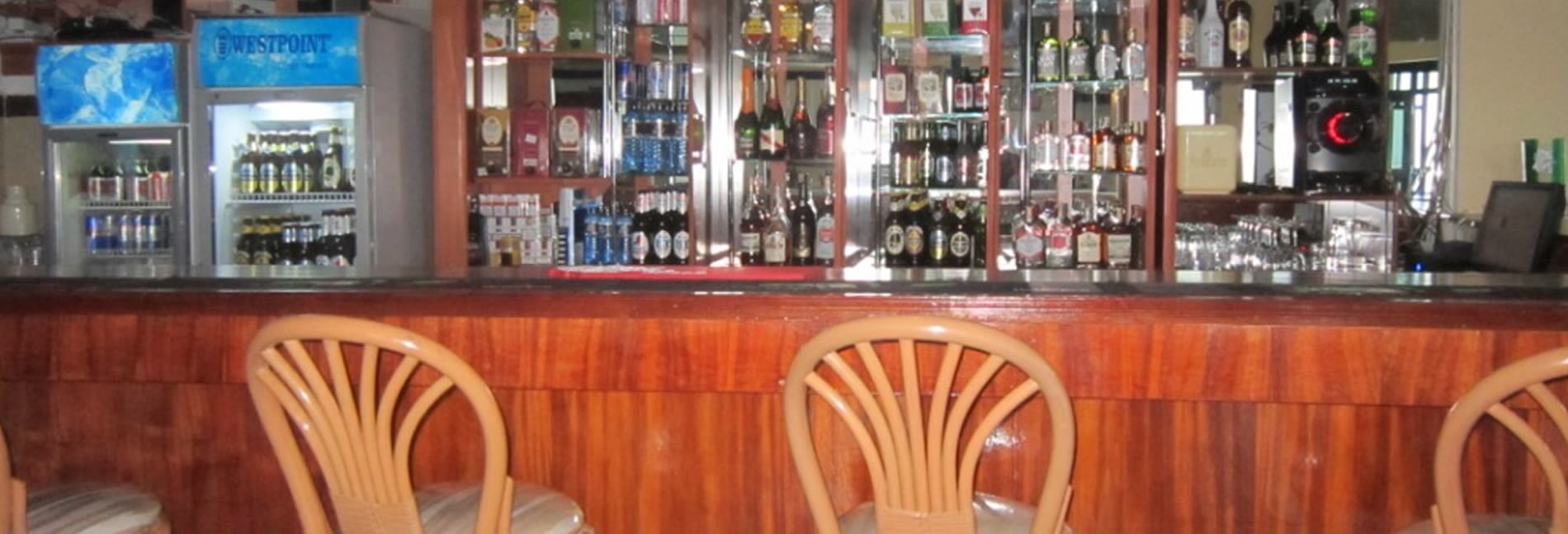Pretoria Hotel bar counter and drinks